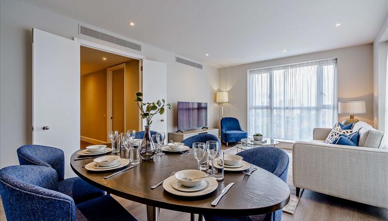 2 bed property in Westferry Circus, London